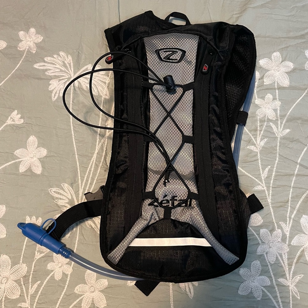 Zefal Hydro 1.5L Hydration Pack #5718 NWOT Outdoor Cycling Running Hiking